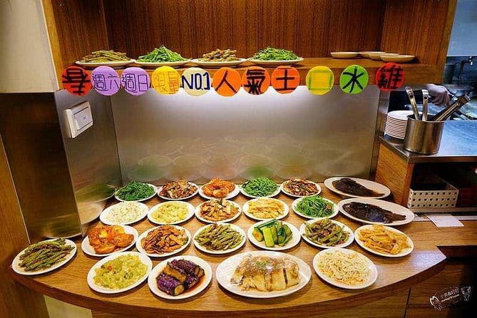 3-hour Morning/Afternoon Tea Tasting on Maliandao Street & Dimsum - A small group makes the tasting easier