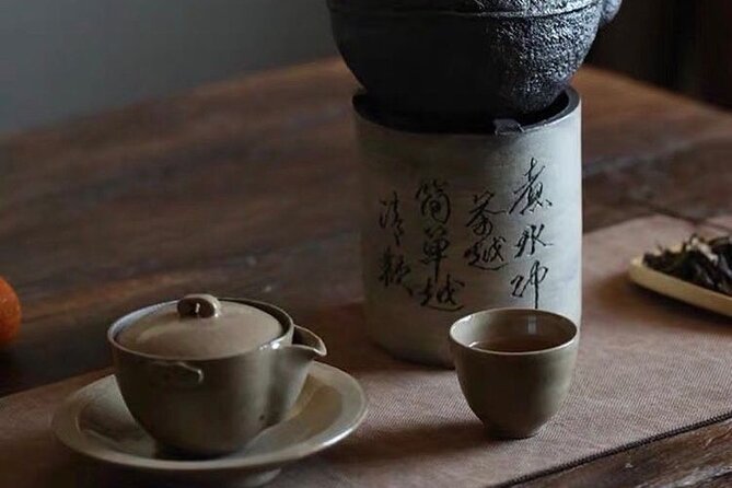 90minutes Tea Preparation and Tasting Experience in Como - Water, temperature, and the small details of service