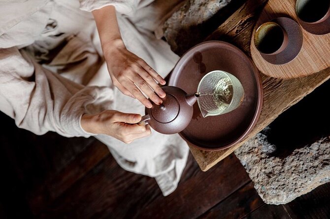 90minutes Tea Preparation and Tasting Experience in Como - Six tea families and the modern tea story