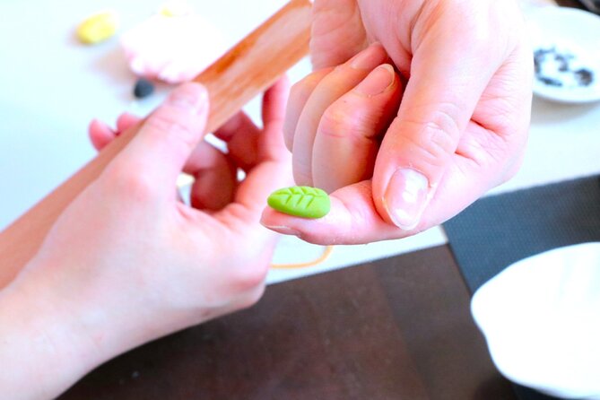 A perfect Japanese experience: Tea Ceremony and Mochi Forming - A small group with a personal feel