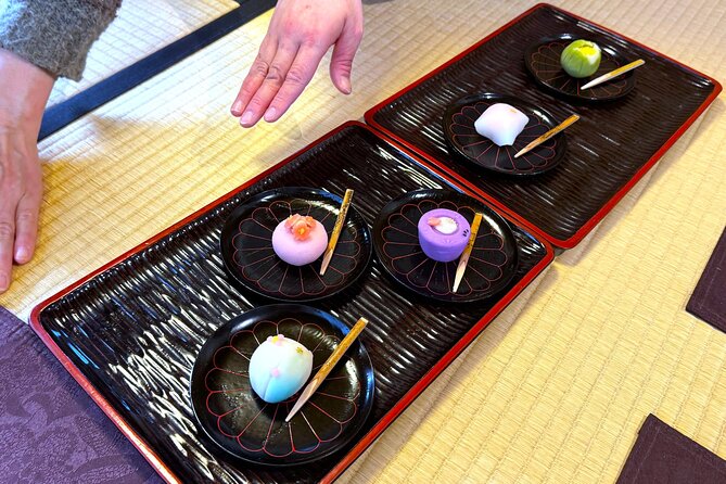 A perfect Japanese experience: Tea Ceremony and Mochi Forming - What the $55.38 price includes