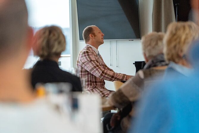 Afternoon Tea and Classic Concert on the Fjord - Aksel Kolstad and the live music