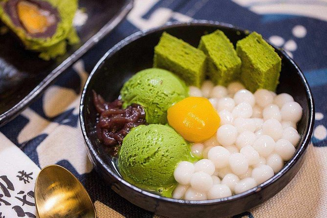 Afternoon Tea and Dessert Tour on the Huaihai Road in Shanghai - Why Huaihai Road is a good place to start