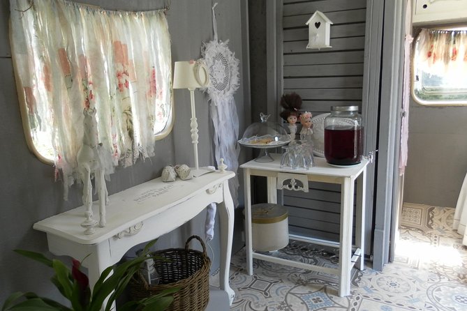 Afternoon tea in the Shabby Caravan - Why the flea market adds value