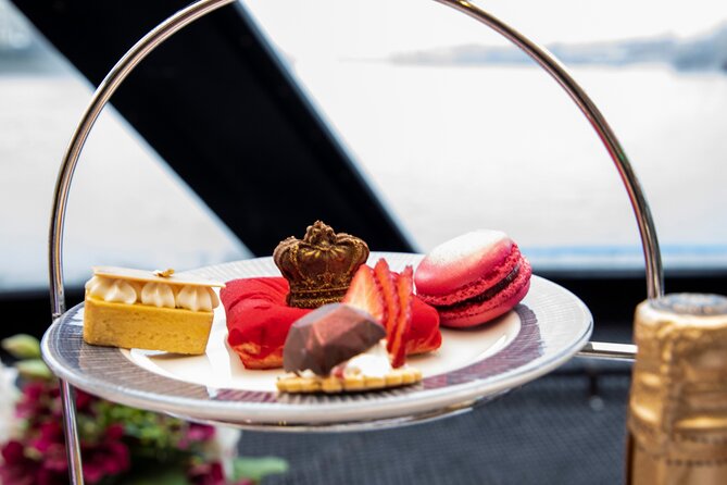 Afternoon Tea River Cruise on the Thames - When the cruise does not go to plan