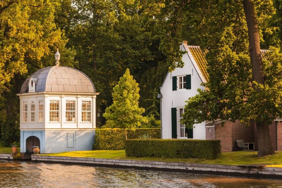 Amsterdam: Vecht River Day Trip with Cruise and High Tea - Door-to-door travel from Amsterdam, Utrecht, or Schiphol