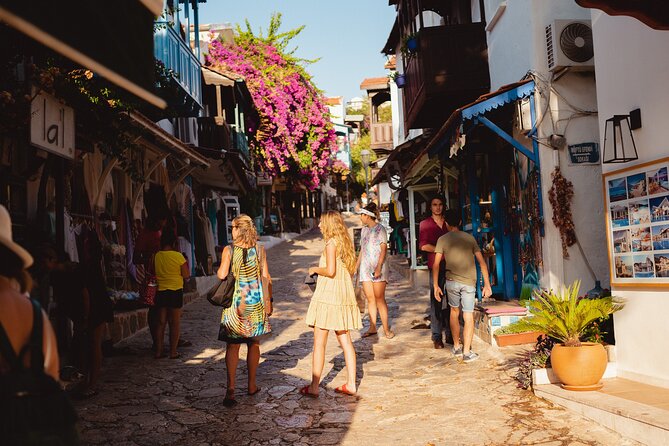 Antalya: Old Town Walking Tour incl. Turkish Tea and Baklava - Antalya Clock Tower and the city’s central landmarks