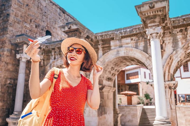 Antalya: Old Town Walking Tour with Turkish Tea and Baklava - The Old Harbor and the best pause by the water