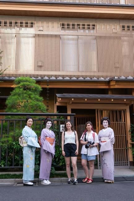 Asakusa: Geisha Performance and Tea House Experience - Key points to know before booking