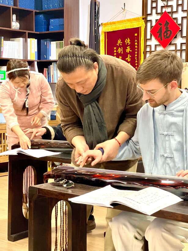 Beijing Hands-On Culture Tour: Tea, Instrument, Calligraphy - Tea ritual with three different flavors