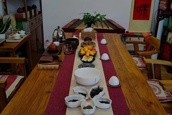Beijing Tai Chi and Tea Ceremony Experience - Learning Tai Chi with Eric