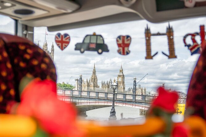 Buckingham Palace & Afternoon Tea Sightseeing Tour with PG Tips - Inside the State Rooms at 4:15 PM