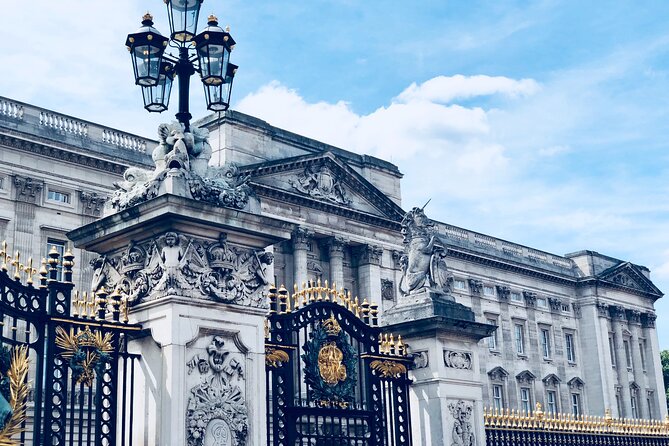 Buckingham Palace, St James Palace & Tea at Kensington Palace - Moving west toward Kensington Palace