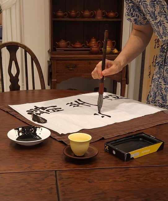 Busan: Join a Tea Ceremony & Create a Calligraphy Memento - A quiet two hours at Daman Cha