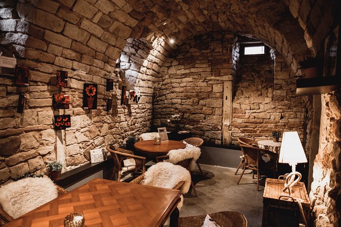 Cellar visit and "Wine time" (Tea Time around wine) - The gourmet wine in the tearoom