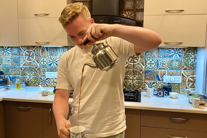 Chai Master Class in an Authentic Indian Home with Food - Who should book this chai class