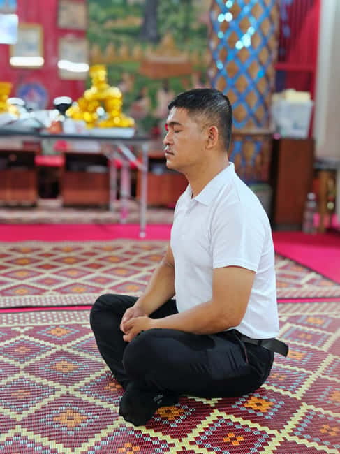 Chiang Mai: Evening Chanting & Meditation - Joining 40 to 50 minutes of evening chanting