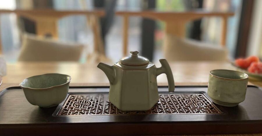 Chinese Tea ceremony in Beijing Hutong courtyard - A quiet courtyard beside Beijing’s imperial center
