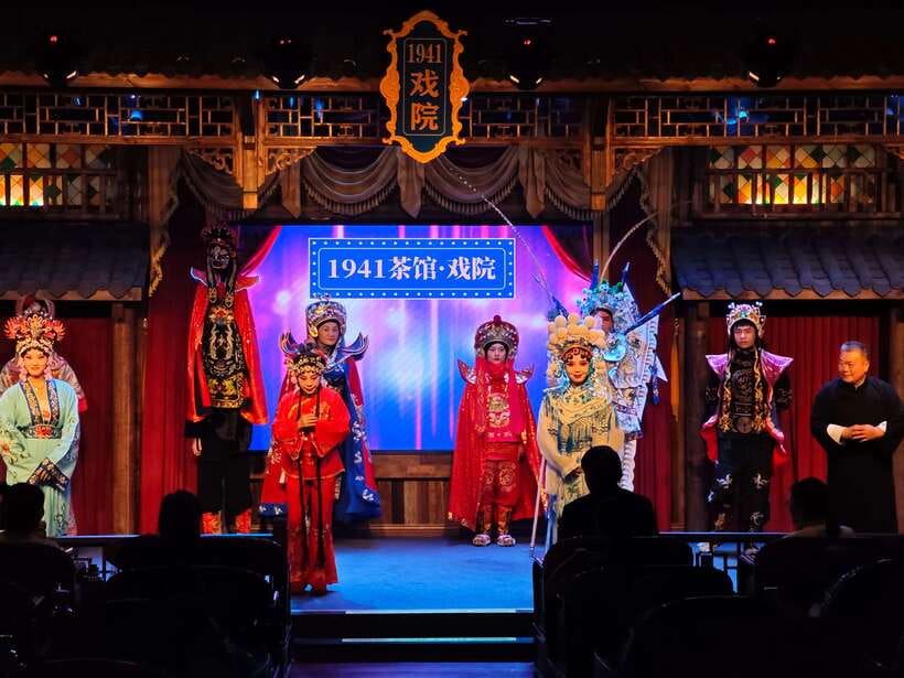 Chongqing 1941 theatre: Tea Art Performance with Folk Art - Tea service before the folk arts begin