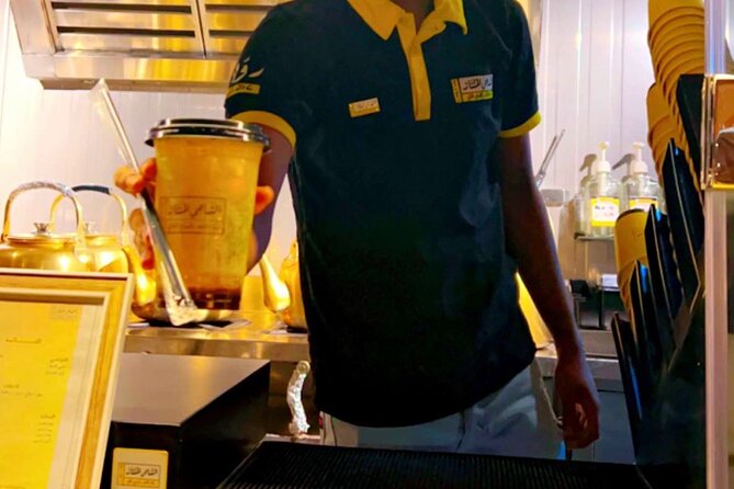 Coffee and Tea Party in Aljadidah - Why Arabic coffee matters here
