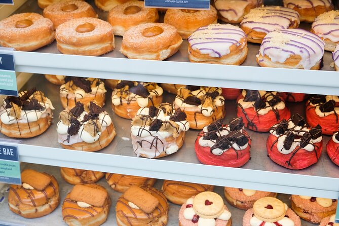 Delicious Doughnuts & Tea: Small-Group Borough Market Experience - Starting with St. John Bakery on Borough High Street