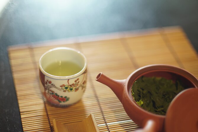 Discover Japanese Tea Blending Techniques in Osaka - Five Japanese teas, five different lessons