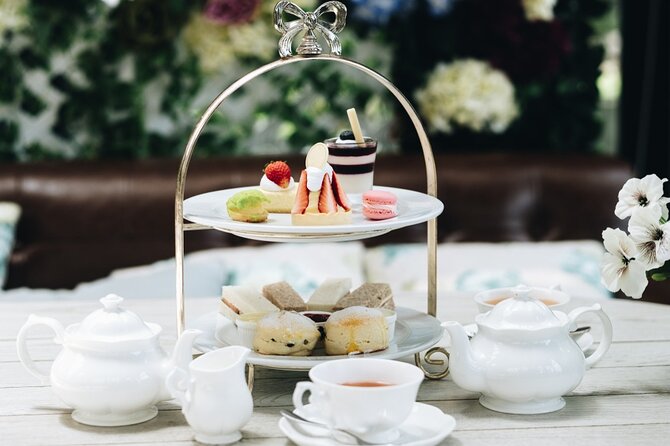 Dubai Afternoon High Tea in the Iconic Burj Al Arab with Transfer - What you are served at afternoon tea