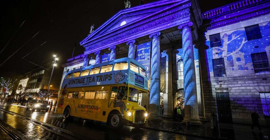Dublin: Christmas Lights Festive Bus Tour with Afternoon Tea - Why this Christmas bus tour works