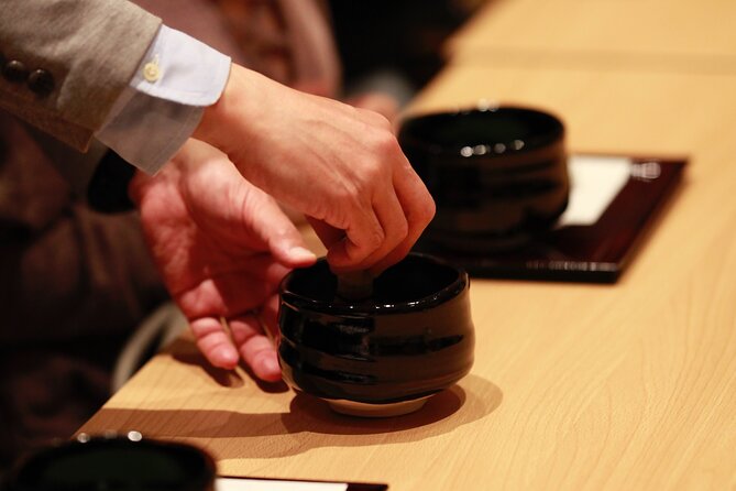 EDOCCO Tea House–A Quick Dive into Japanese Traditional Culture - Matcha and a Japanese sweet