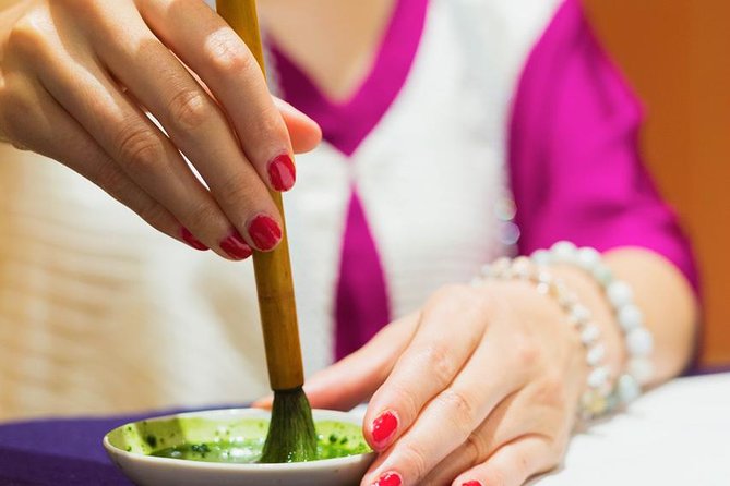 Experience mindfulness and tranquility with Matcha Calligraphy - Turning matcha into a changing work of art