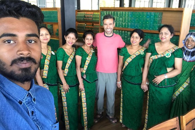 Explore Nuwara Eliya | Experience the Best Tea in the World - Damro Labookellie Tea Centre