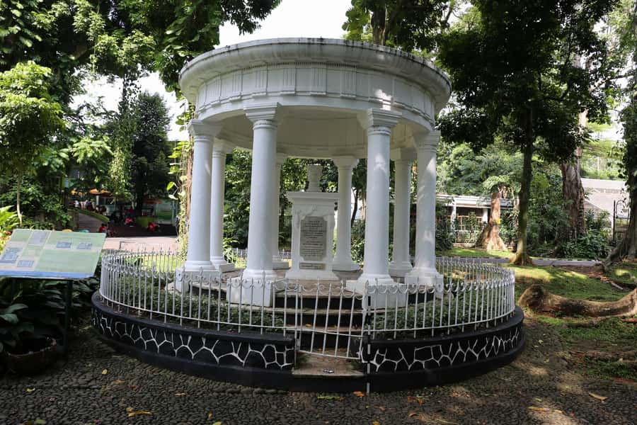 From Bandung: Tea Plantation and Botanical Garden Tour - FAQ