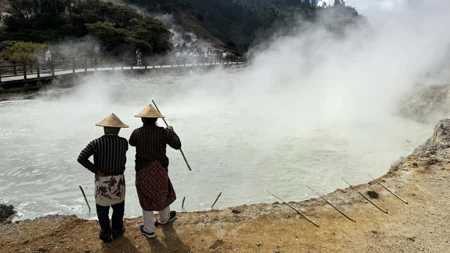From Yogyakarta: Dieng Tour, Golden Sunrise & Tea Plantation - Key points to know before booking