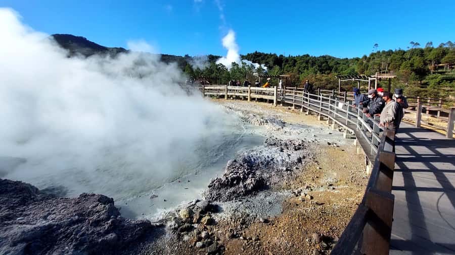 From Yogyakarta: Dieng Tour, Golden Sunrise & Tea Plantation - Who should book this Dieng day trip?