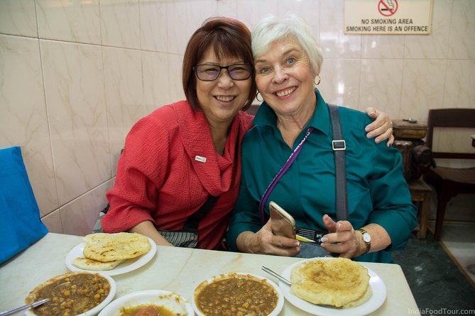 Full Day Food Tour Of Delhi with a chef. Includes Tea Tasting - Key points at a glance