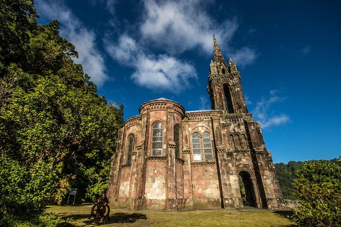 Full-Day Furnas Tour: Hot Springs, Traditional Lunch & Tea - Pico do Ferro for the big Furnas view