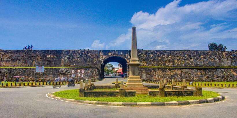 Galle Day Trip with River Safari, Sea Turtles & Tea Factory - Start early on the southwest coast