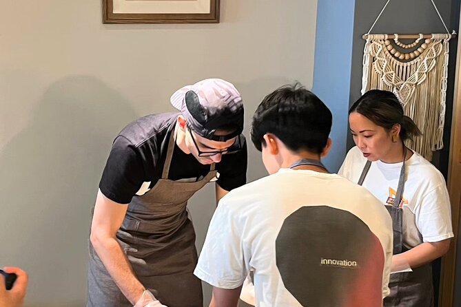 Giant Sushi Cooking Class: Make a 1.5m Sushi Roll in Tokyo - Cutting, serving, and eating the finished sushi