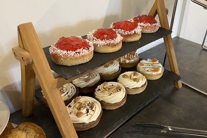 Gin Tasting and Afternoon Tea Delight in Dublin Ireland - Who will enjoy this experience most?