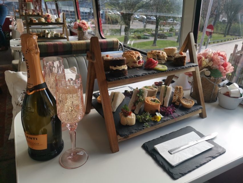 Glasgow: Vintage Bus Tour with Afternoon Tea or Gin - Key points to know before booking