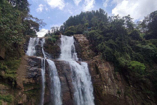Half-Day Private Trip to Waterfalls and Tea Factory - Ramboda Waterfall and the optional 500-meter climb