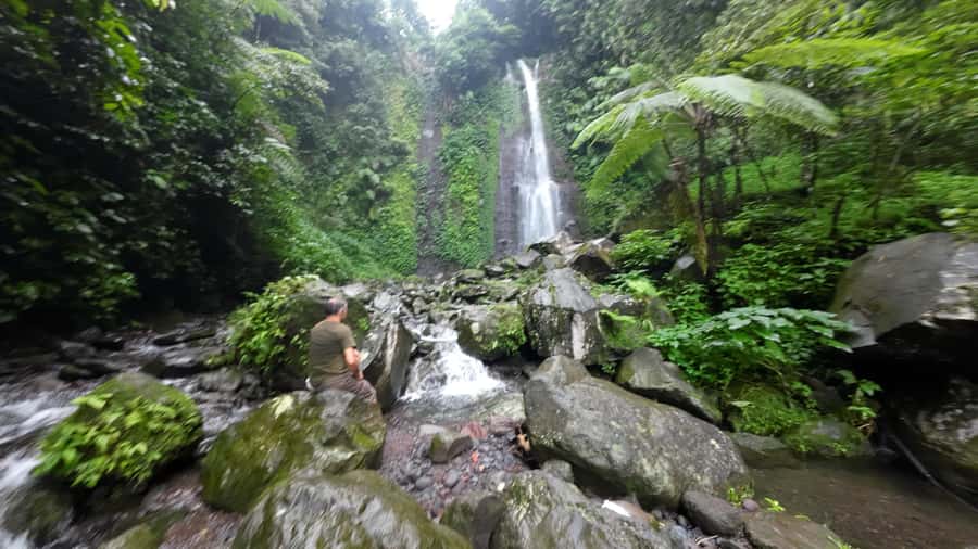 Jakarta: Waterfalls, Volcano, White Crater, Tea, Hot Spring - Tangkuban Perahu and Java’s volcanic country