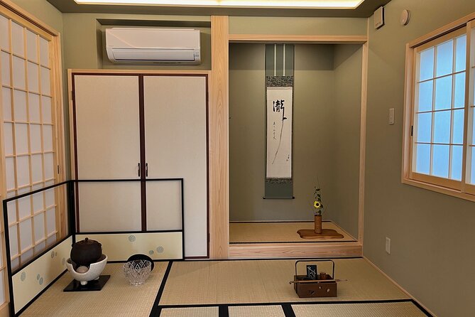 Japanese Tea Ceremony Private Experience - Clothing, comfort, and the question of sitting