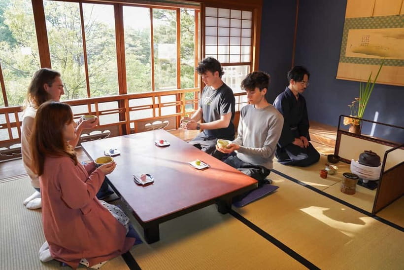 Kanazawa: Tea Ceremony Experience at Kenrokuen - What the language support is really like