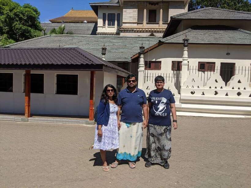 Kandy & Pinnawala & Tea Factory Full Day Tour From Negombo - Kadugannawa Railway Museum
