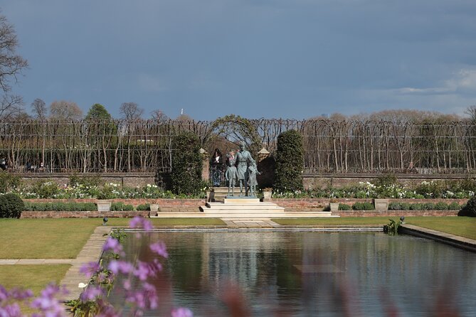 Kensington Palace VIP Garden Tour with Royal High Tea - Diana’s statue and the Sunken Garden