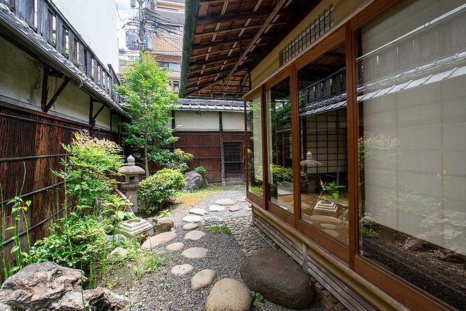 Kimono Tea Ceremony at Kyoto Maikoya, NISHIKI - Why the kimono and tea ceremony work so well together
