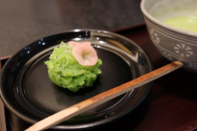 Kyoto: Authentic Tea Ceremony in a Small Group - Why the garden and utensils matter