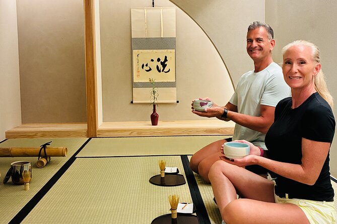 Kyoto Newly Opened Private Tea Ceremony - Sanjo Chasuian - The nijiriguchi changes the way you enter