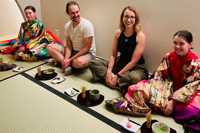 Kyoto Newly Opened Private Tea Ceremony - Sanjo Chasuian - Choosing a bowl and whisking your own matcha